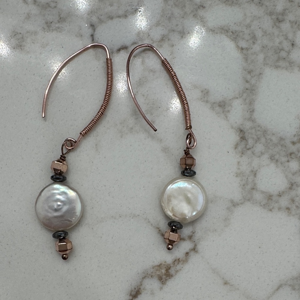Elegant Pearl and Gold Earrings